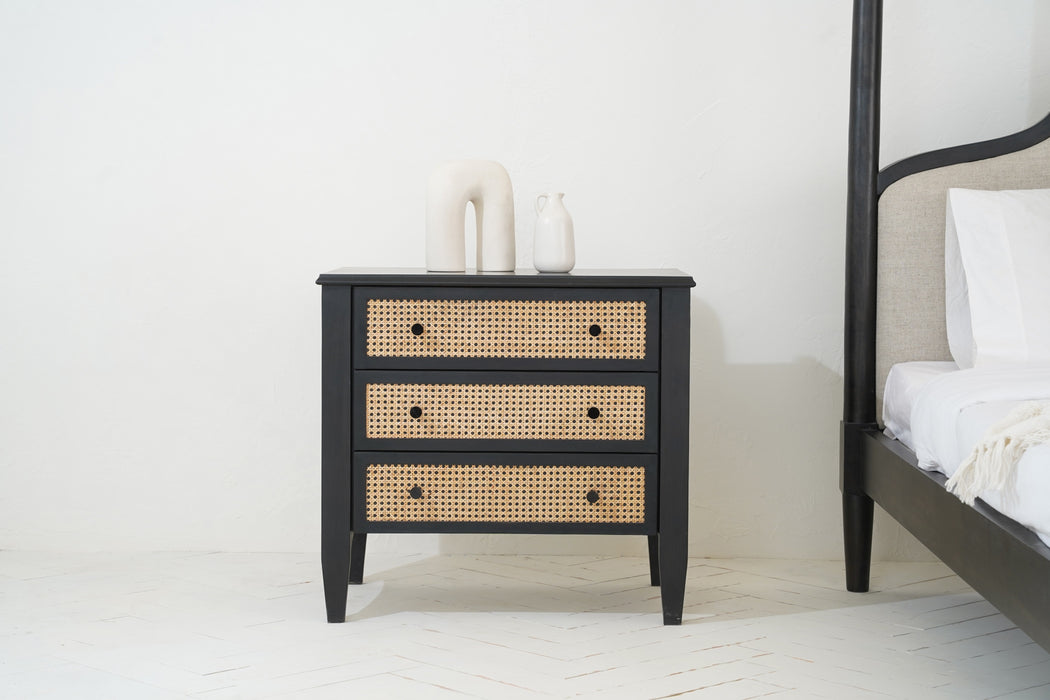 Aaiza Chest of Drawers